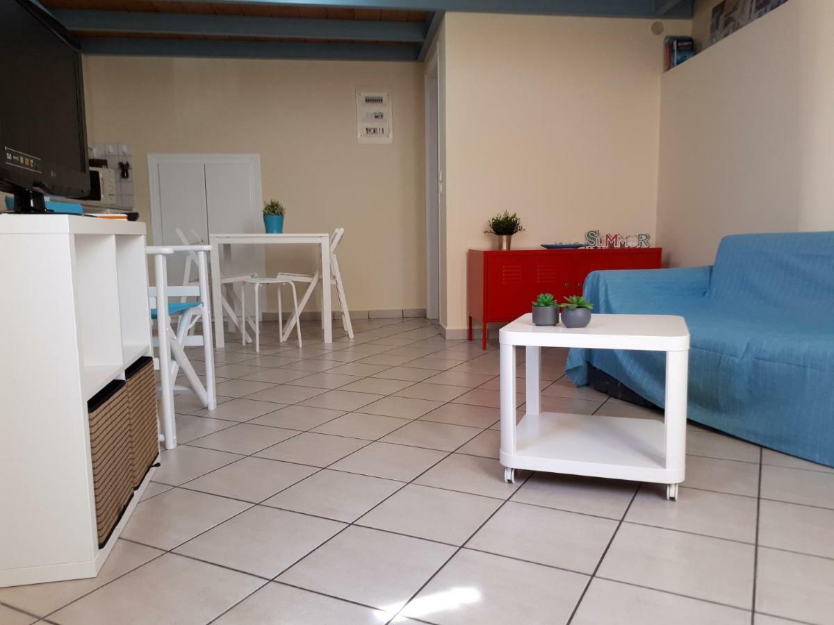 Ermoupolis, Syros City Apartments Esterno foto