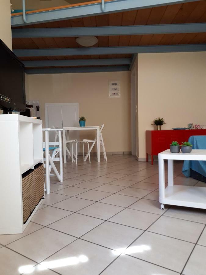 Ermoupolis, Syros City Apartments Esterno foto