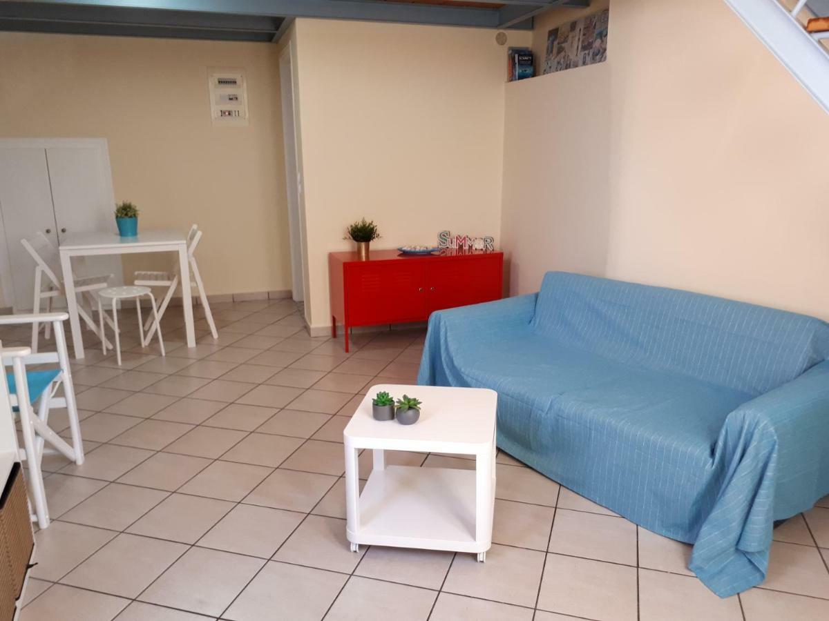 Ermoupolis, Syros City Apartments Esterno foto